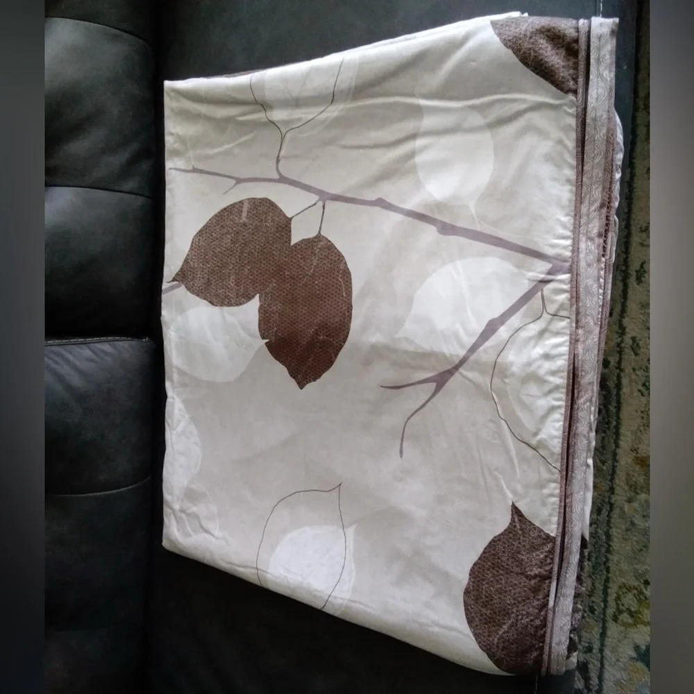 King duvet cover set - Picture 2 of 3